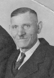 Johann Friedrich Schmidt, geb. 25 August 1908 in Warnen,Kreis Goldap, ...